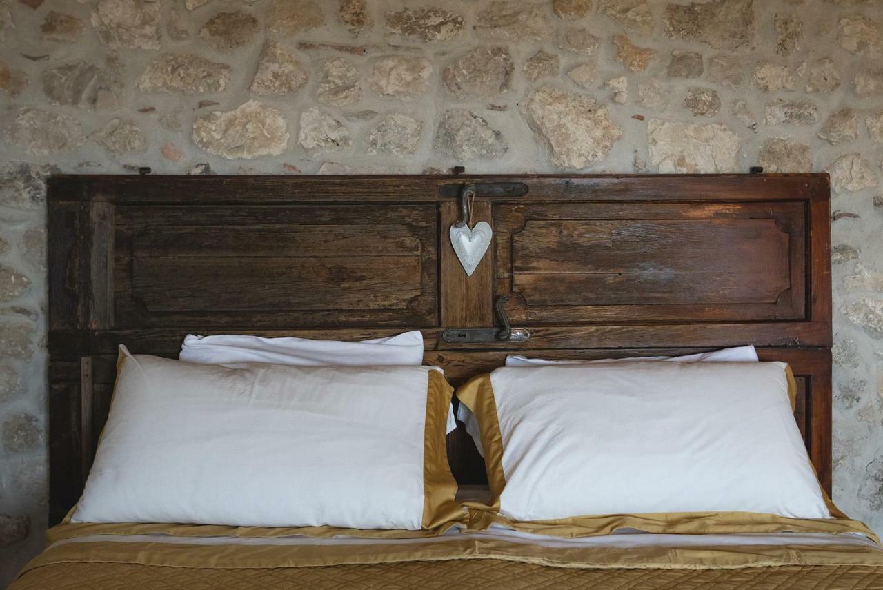 Aurora Medieval House سرمونيتا المظهر الخارجي الصورة